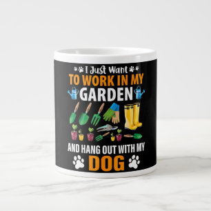 Arbeta i min trädgård och hangout med min Hund Jumbo Mugg
