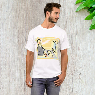 Arbeta på en dator Manar T-Shirt