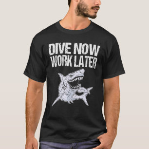 Arbeta senare i Dykan nu utan havsyta T Shirt