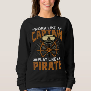 Arbeta som en kapten spelar som en Pirat-motorboat T Shirt