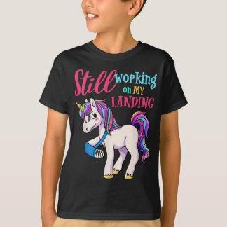 Arbetar fortfarande med min landningsskada bruten t shirt