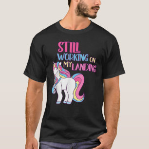 Arbetar fortfarande med min landningsskada bruten t shirt