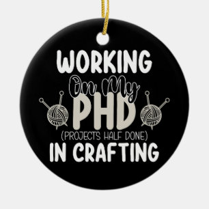 Arbetar på mina PhD-projekt halvfärdiga i hantverk Julgransprydnad Keramik
