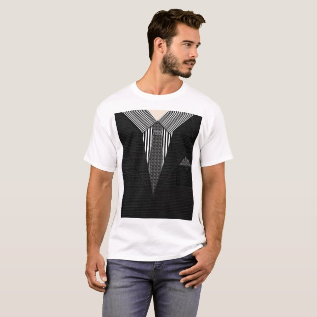 ARBETE FRÅN HEM ATTIRE T SHIRT - FUNNY -KOSTYM/TIE (Hel framsida)