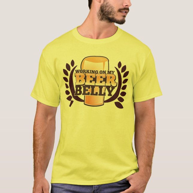 ARBETE PÅ MIN ÖLMAGEdesign Tee Shirt (Framsida)