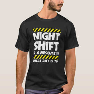 Arbetsmemorandumskift nattetid är fabriksarbetare t shirt