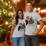 Arbuthnot Scottie Hund Personlig jul T Shirt<br><div class="desc">Nu är det en skotsk hund jul! Alla klädda för Santa,  han är sport och arbuthnot tartan båge. Bära till julfester,  kontor party,  klan och shopping! Du kan anpassa utrymmet för God jul till vad du vill eller lämna det som det är! Glad helg!</div>
