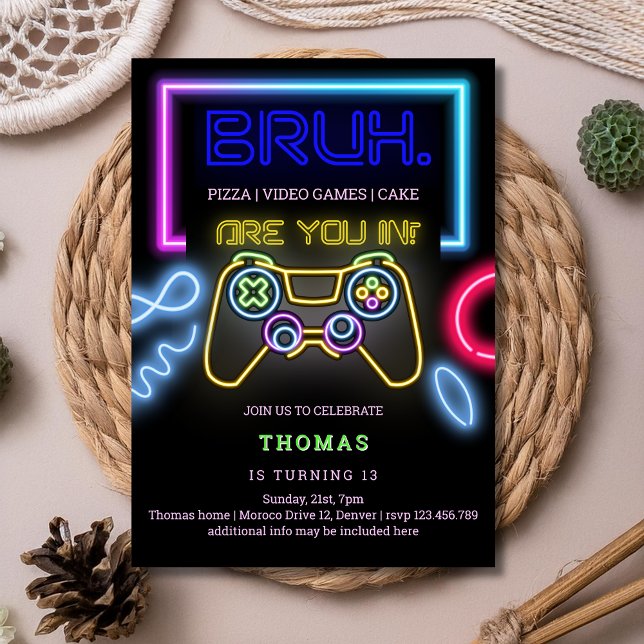 Arcade vide-spel - födelsedag för laser-pojken inbjudningar (Skapare uppladdad)