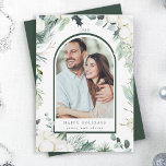 Arch-foto för vattenfärg Evergreen & Cotton Flower Julkort<br><div class="desc">Denna jul | Kortet har handmålad julgrej,  bomullsblommor med gyllene och vattenfärgade struktur och grönt baksida.</div>