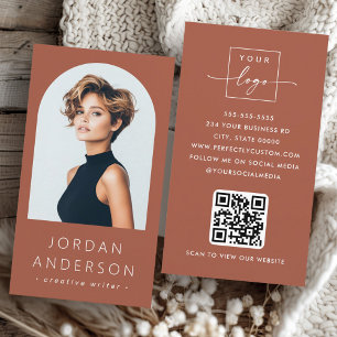 Arch-fotomodern QR-logotyp terracotta-brun Visitkort