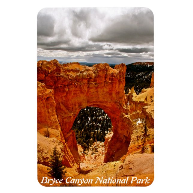ARCH IN BRYCE CANYON NATIONAL PARK MAGNET (Vertikal)