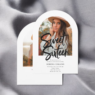 Arch Photo Brush Calligraphy Sweet 16 Inbjudningar
