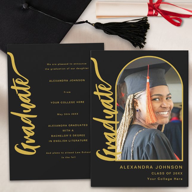 Arch Photo Modern Studenten Meddelande (Arch photo black and gold elegant script graduation announcement card)