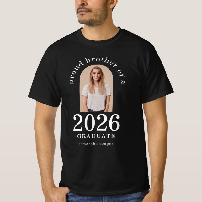 Arch Photo Proud Brother från 2023 Student T Shirt (Framsida)