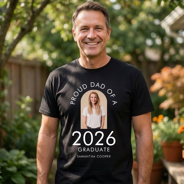 Arch Photo Proud Dad of 2026 Graduate T-Shirt (Skapare uppladdad)