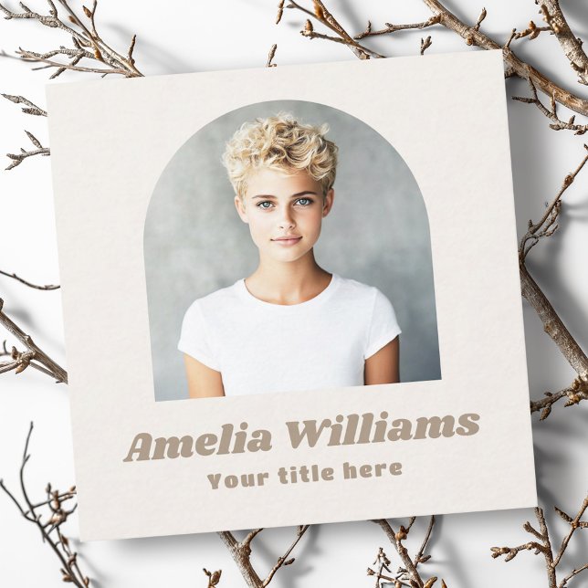 Arch Photo Retro font namn neutralt light tan Brow Fyrkantigt Visitkort (Arch photo retro font name neutral light tan brown square business card)