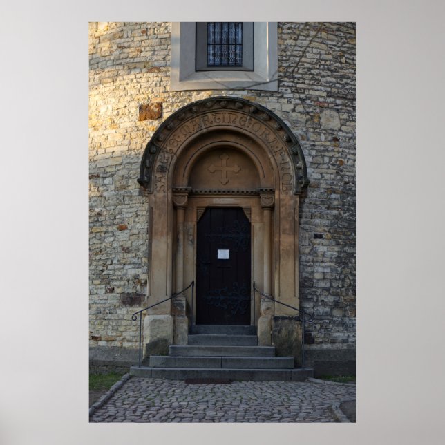 Arched Church Door Poster (Framsidan)