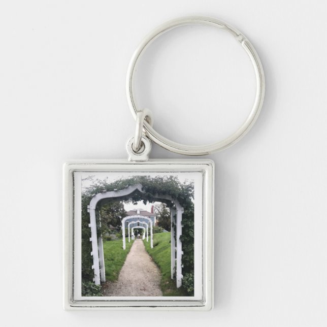 Arched Garden Trellis Keychain Fyrkantig Silverfärgad Nyckelring (Framsidan)