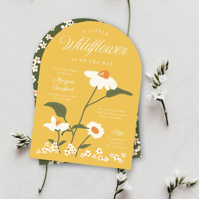 Arched Whimsical Woodland Wildblomma Baby i Bloom Inbjudningar (Skapare uppladdad)