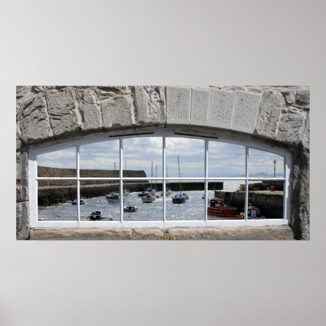 Arched Window med 'Fake View' of Fishing Boats Poster (Framsidan)