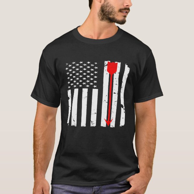 Archery Red Arrow Bow Distress American Flagga T Shirt (Framsida)