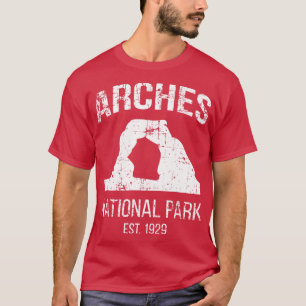 Arches National Park Est 1929 I delikat Arch T Shirt