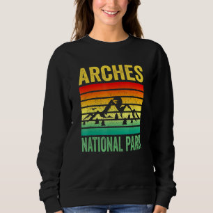 Arches National Park Moab Utah Retro Sunset Souven T Shirt