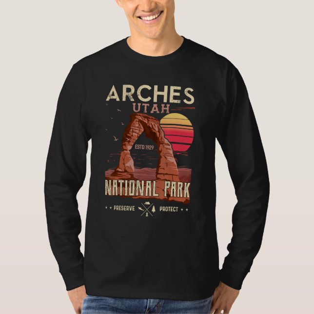 Arches National Park National Parker Utah T Shirt (Framsida)