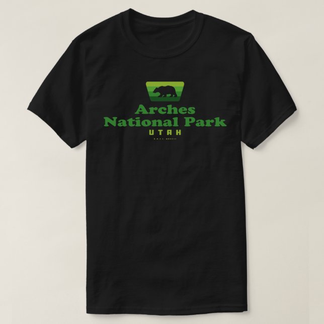 Arches National Park Retro Badge Bear Grönt T Shirt (Design framsida)