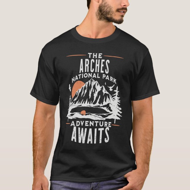 Arches National Park T Shirt (Framsida)