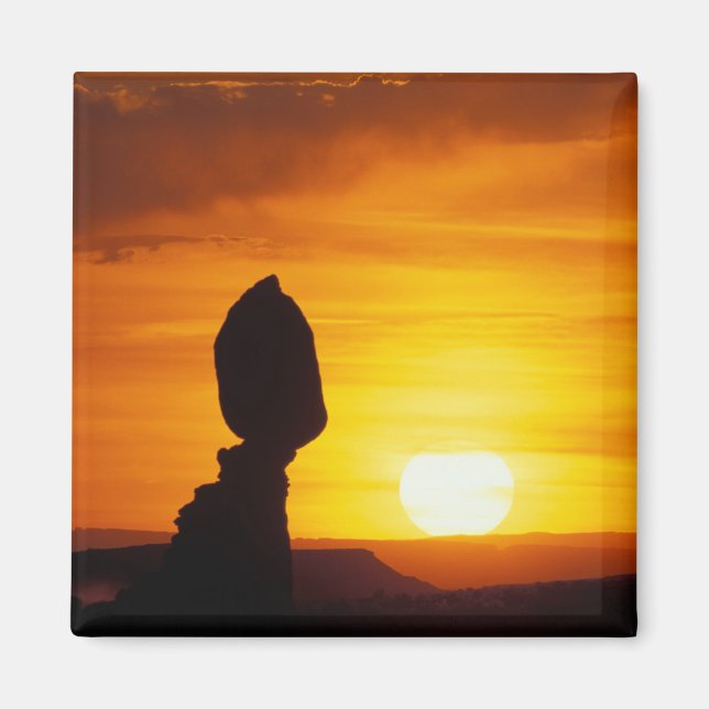 Arches National Park, UT Balance Rock vid Magnet (Framsidan)