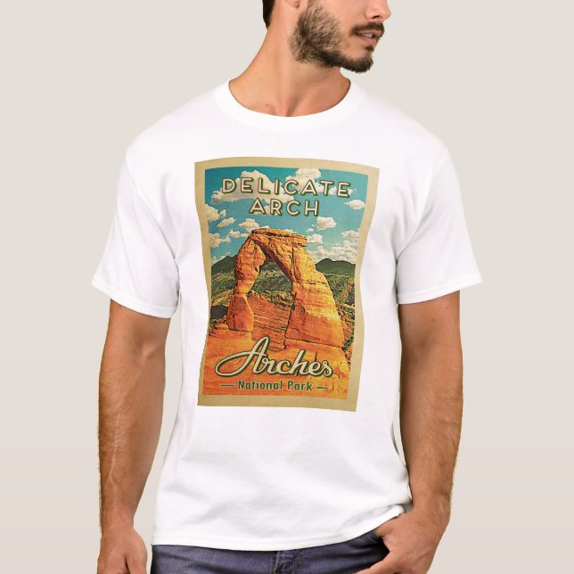 Arches National Park - Vintage Delikat Arch T Shirt (Framsida)