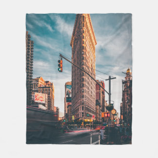 ARCHITECTURAL PHOTOGRAPHY OF BROWN BUILDING FLEECEFILT