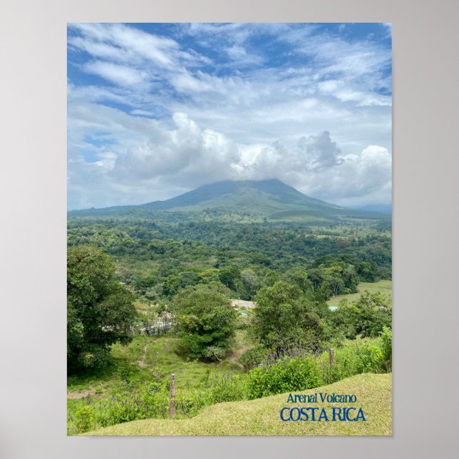 Arenal Volcano i Clouds Costa Rica Poster (Framsidan)