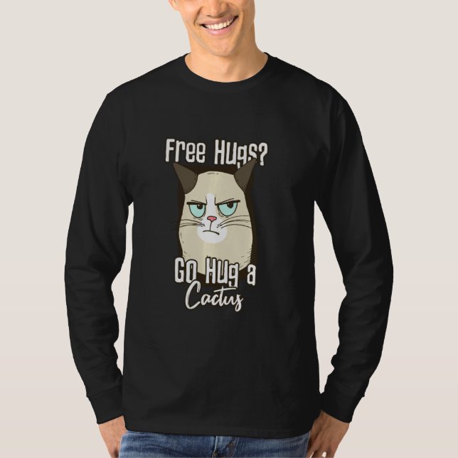 Arg Cat Hug A Cactus T Shirt (Framsida)