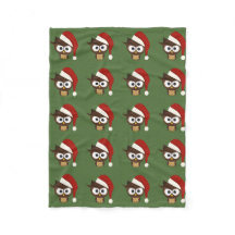 Arg Uggla med jultomten Hat