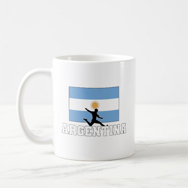 Argentinas fotbollsfotbollsspelare Kaffe Mugg (Vänster)