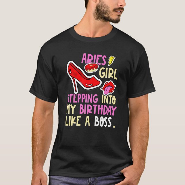 Aries Girl Horoscope Heels håller på att bli födel T Shirt (Framsida)