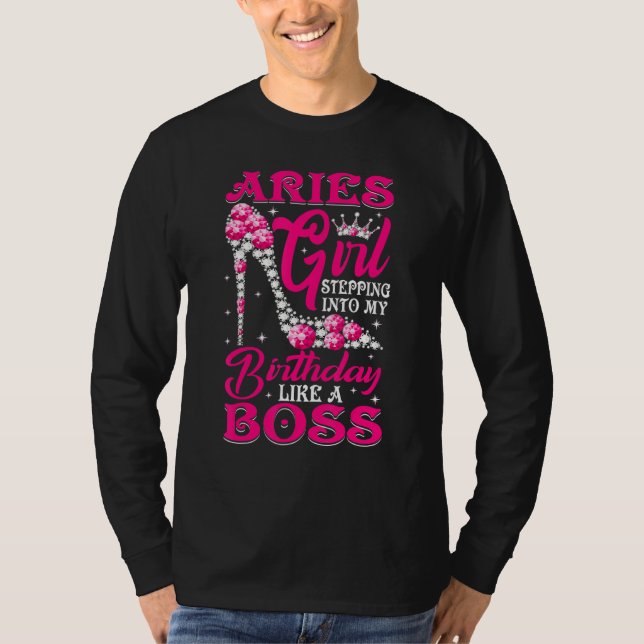 Aries Girl klättrar in i min födelsedag som en Che T Shirt (Framsida)