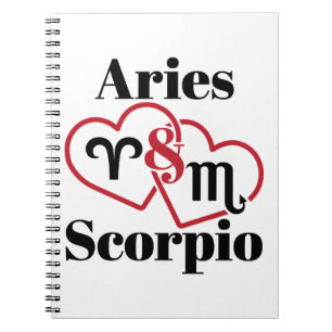Aries och Scorpio Couple Zodiac Astrology Hearts Anteckningsbok