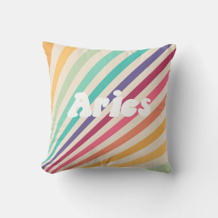 Aries Retro Rainbow Zodiac Astrology Round Pillow Kudde