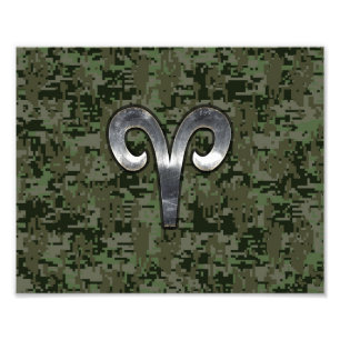 Aries Zodiac Sign på Woodland Grönt Digital Camo Fototryck