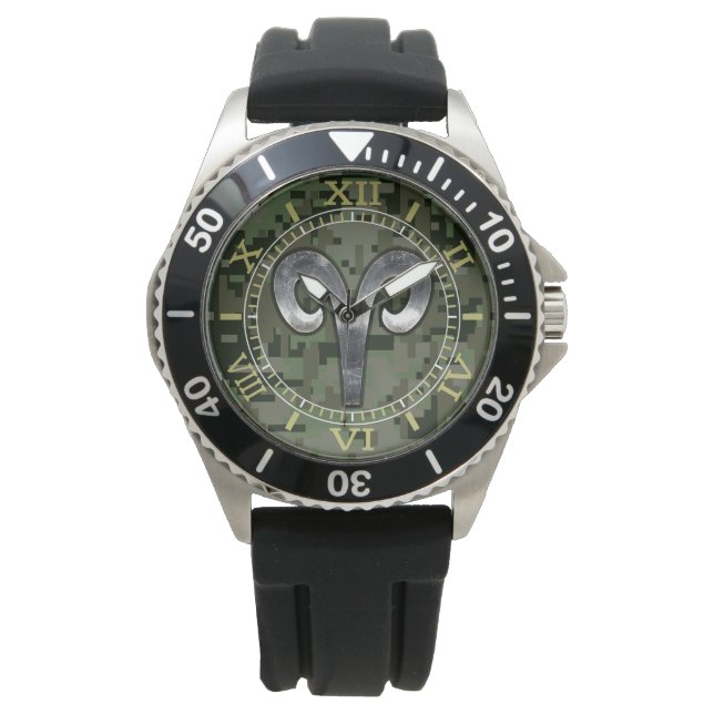 Aries Zodiac Symbol Woodland Camouflage Dial Armbandsur (Framsida)
