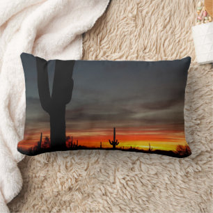 Arizona Sonoran Desert Sunset / Saguaro Cactus Lumbarkudde