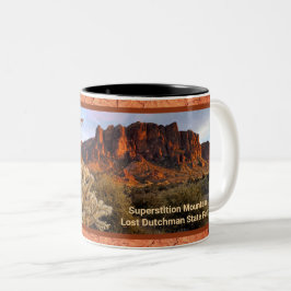 Arizona Superstition Mountain Cactus Terracotta Två-Tonad Mugg