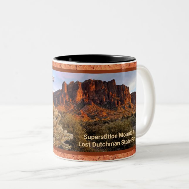 Arizona Superstition Mountain Cactus Terracotta Två-Tonad Mugg (Framsida höger)
