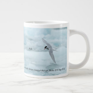 Arktiska Terns 20 oz. Mugg by RoseWrites Jumbo Mugg