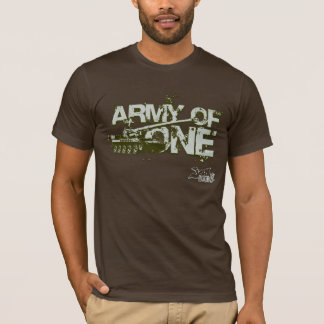 Armé av en t-shirt
