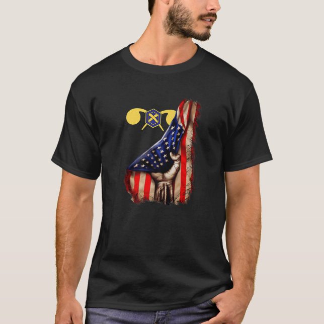 Armé Chemical Corps Gren American Flagga T Shirt (Framsida)