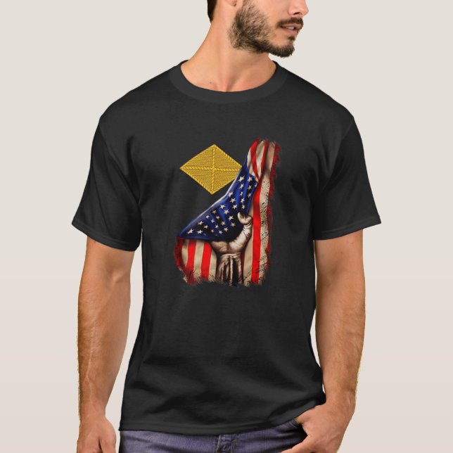Arméfinanskår Gren Amerikanska Flagga T Shirt (Framsida)